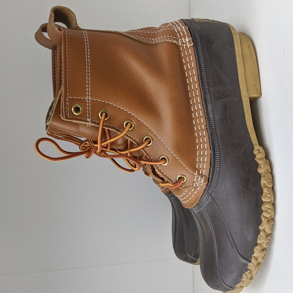 L.L. Bean Duck Boot, 8" brown size 9 narrow - Picture 3 of 6